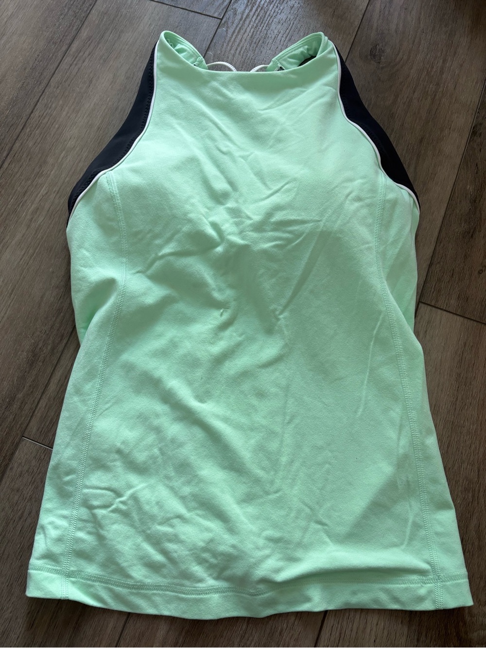 Lululemon Tank Top in Size 10